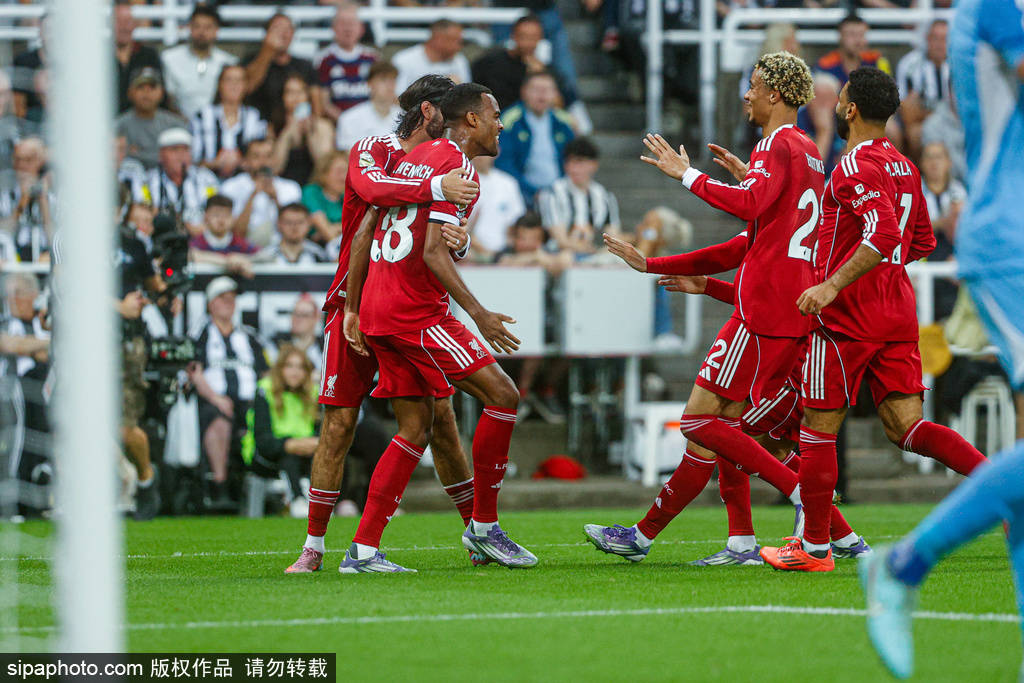 葡萄牙超级联赛_英超-埃基蒂克破门16岁新星第100分钟绝杀 利物浦3-2十人纽卡