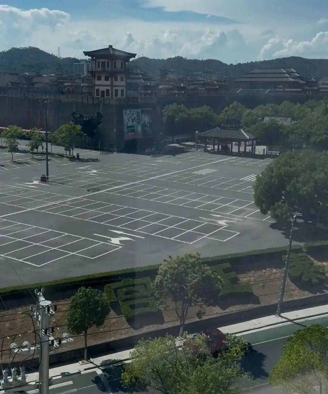 墨西哥甲组联赛_短剧狂招“爸妈”?培训3月包进组墨西哥甲组联赛,日薪最高5000元?真相:先花4万上课!别被“演员梦”掏空钱袋!