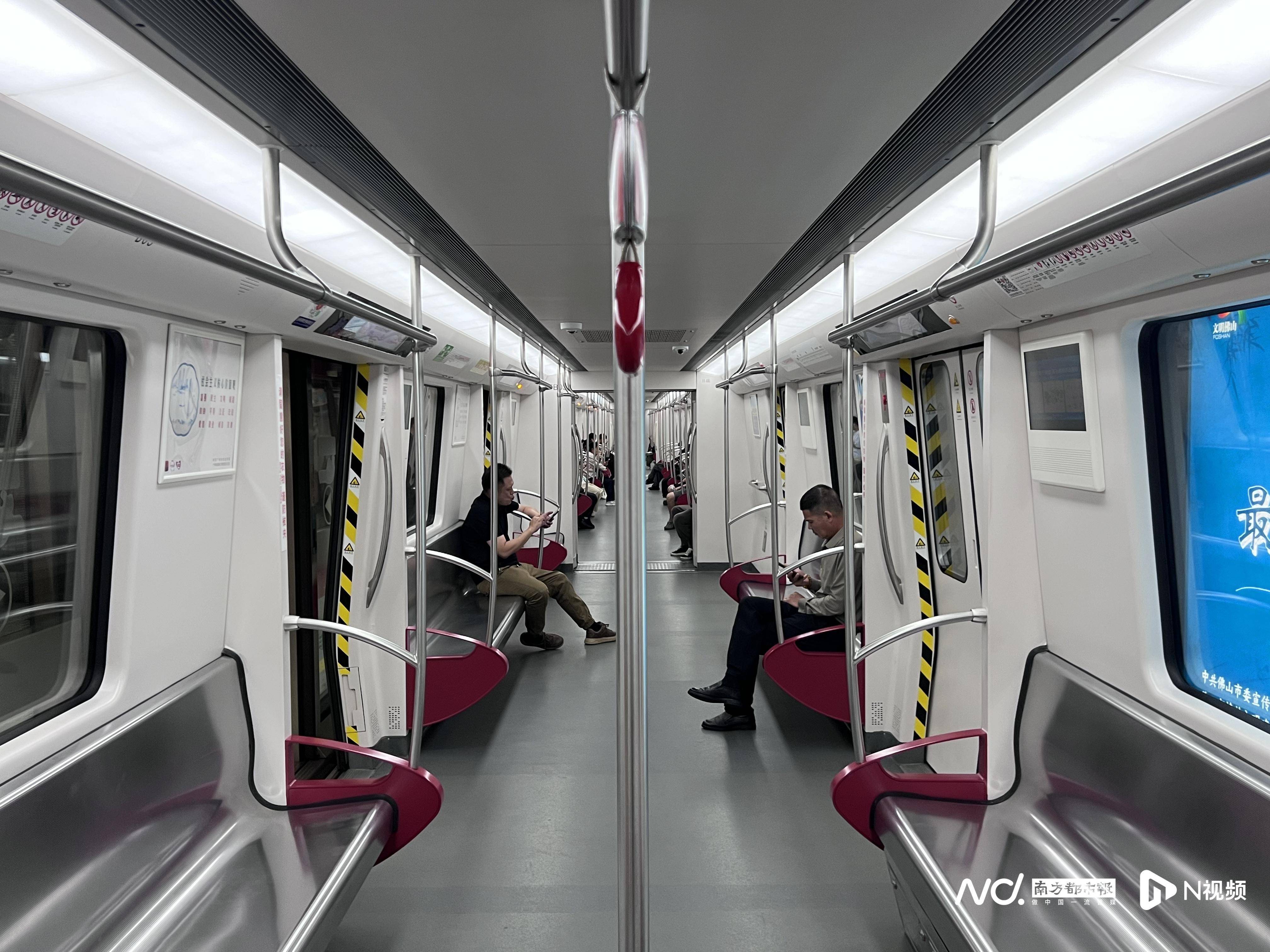 如何申请到皇冠信用_佛山官宣解除“五停”后两小时内如何申请到皇冠信用,我们在街头看见