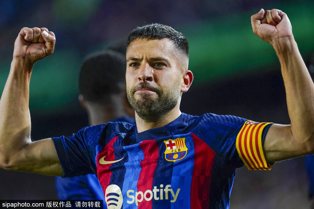 皇冠信用網_17年22冠皇冠信用網！36岁西班牙传奇后卫阿尔巴自宣 赛季结束后退役