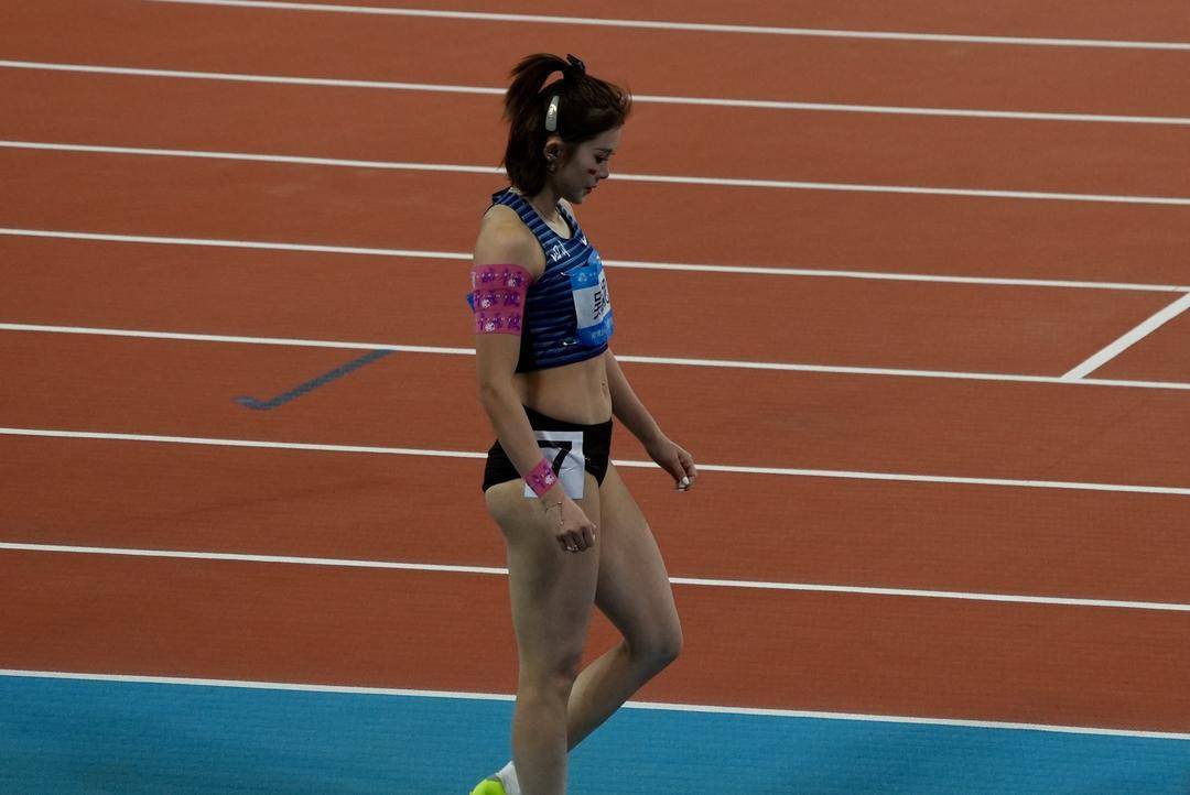 皇冠信用网登3代理
_差0.04秒皇冠信用网登3代理
，吴艳妮再获全运会100米栏银牌 她说：不确定还有没有下一届全运会