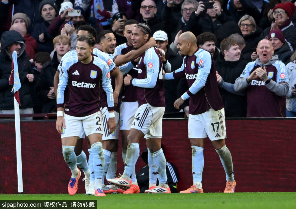 摩洛哥足球
_马丁内斯的传奇之夜:7次扑救助维拉逆转阿森纳摩洛哥足球
!