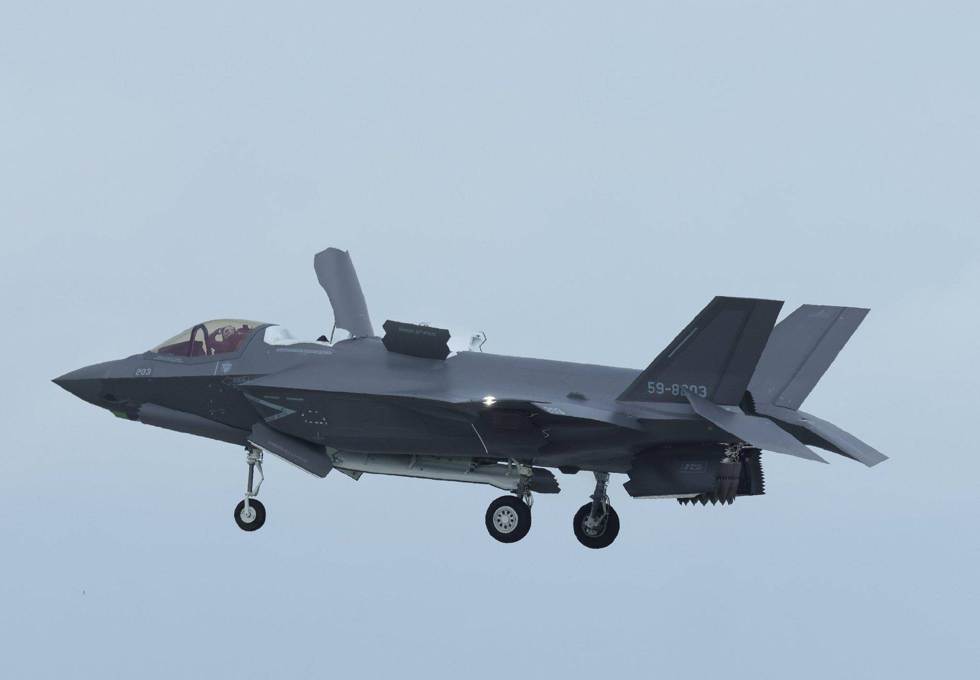 皇冠信用网平台出租_突发！加贺号航母举动反常皇冠信用网平台出租，中日航母交锋，歼-15将首次迎战F-35B