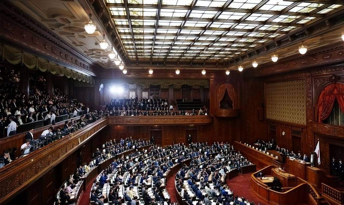 皇冠信用网怎么申请_172:233!日本政坛已变天皇冠信用网怎么申请,高市早苗疯狂洗牌,新首相浮出水面,给中方提了个醒