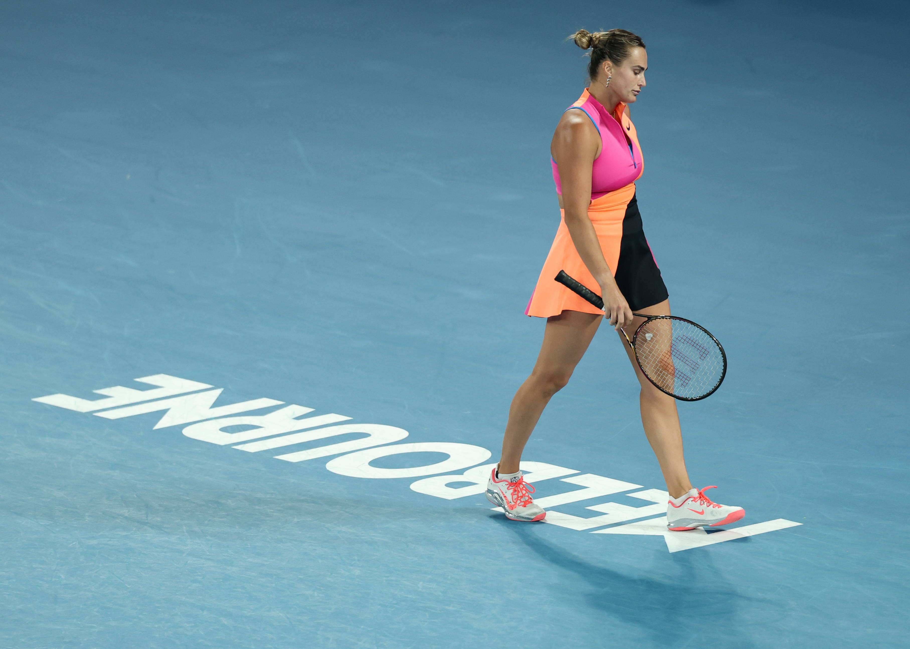 皇冠信用网出租足球_（体育）网球——澳网女单决赛：莱巴金娜对阵萨巴伦卡