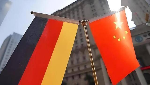 皇冠信用网登3代理注册_默茨专机抵京皇冠信用网登3代理注册，第一道难关出现！宝马CEO通知政府，中方有言在先